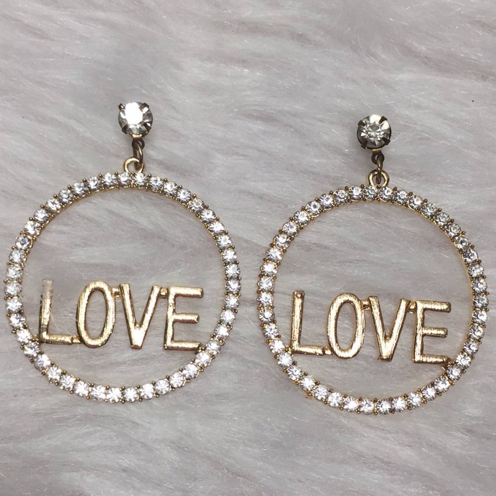 🌹Sassy Gold Plated Rhinestone Hoop Love Earrings